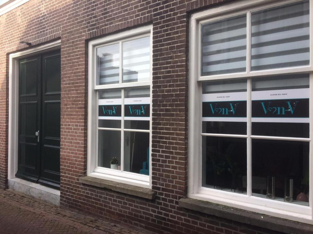 Slapen Bij Van-V Zierikzee Bagian luar foto